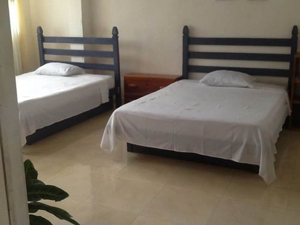 Quadruple Room, Mountain View photo 1
