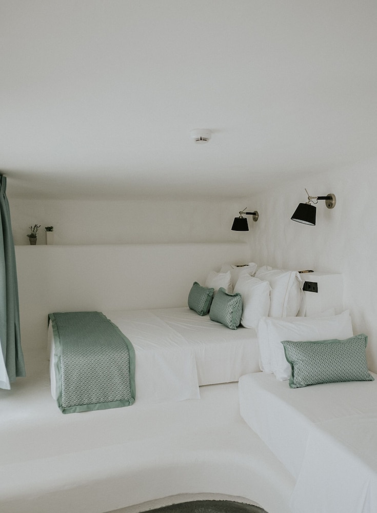 Bungalow, Beachfront