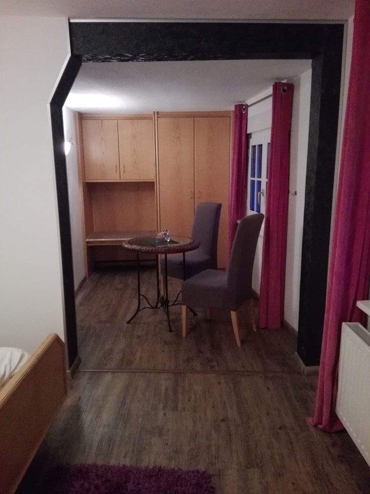 Comfort Double Room, 1 King Bed photo 3