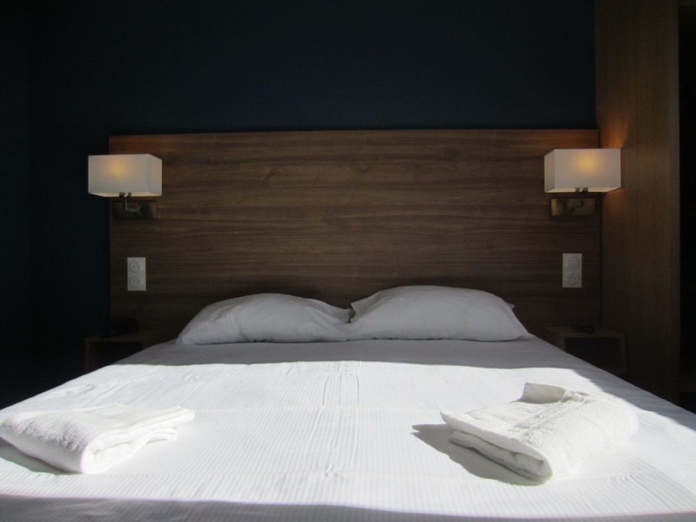 Standard Double Room - Photo 5