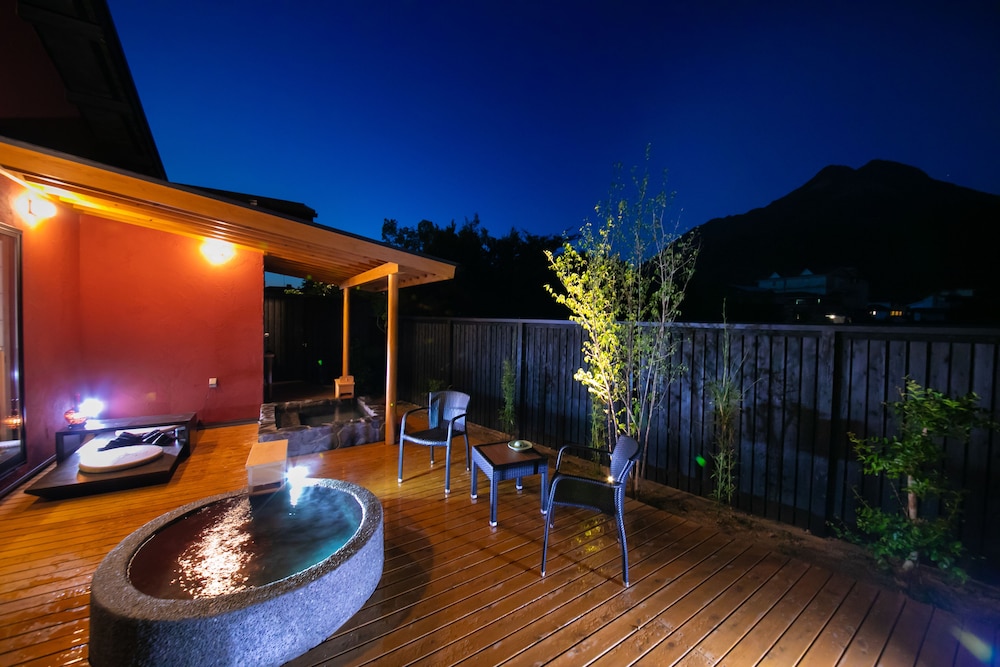 Deluxe Suite, Spa Bath photo 1
