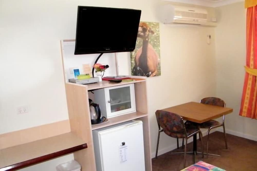 Standard Suite, 1 Bedroom, Non Smoking (Twin Room)