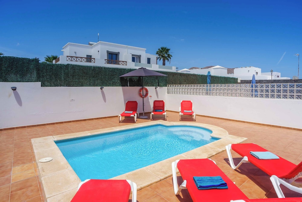 Villa (3 Bedrooms) photo 3