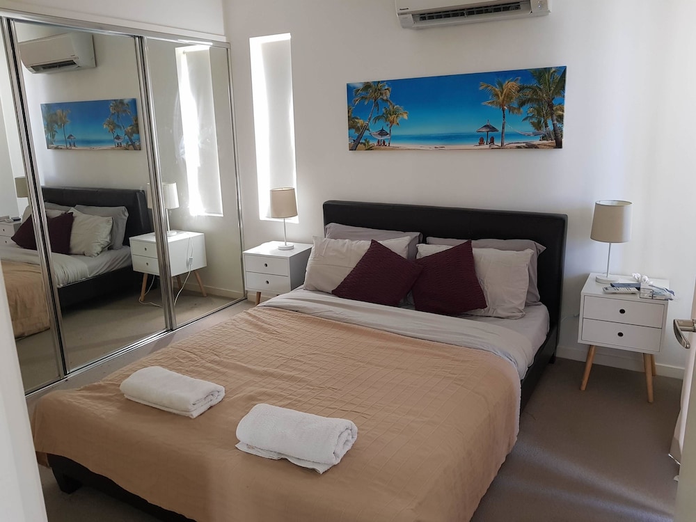Family Apartment, 2 Double Beds, Pool View photo 1