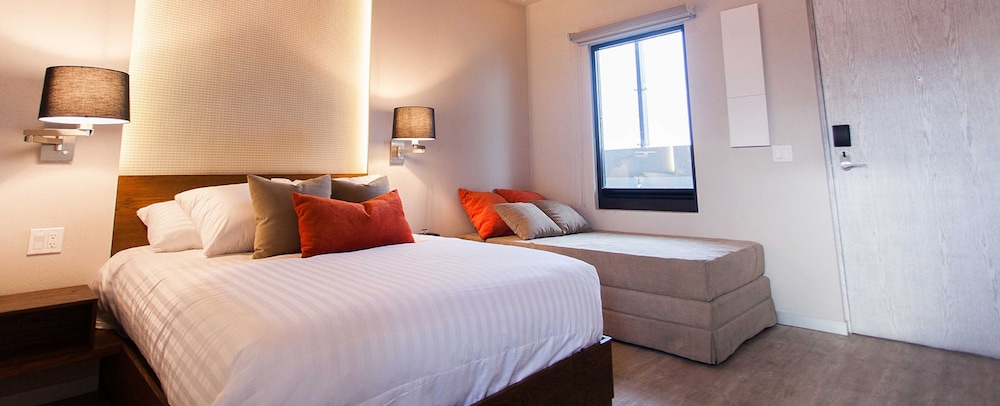 Standard Triple Room, 1 Bedroom photo 2