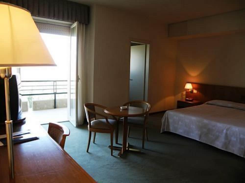 Standard Room, 1 Double Bed