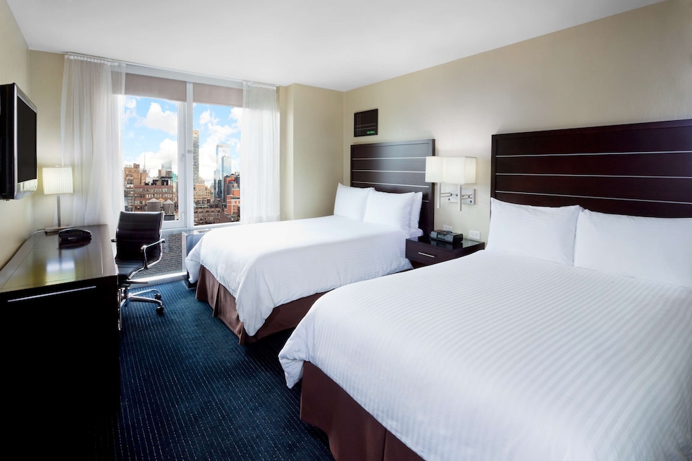 Two double beds high floor