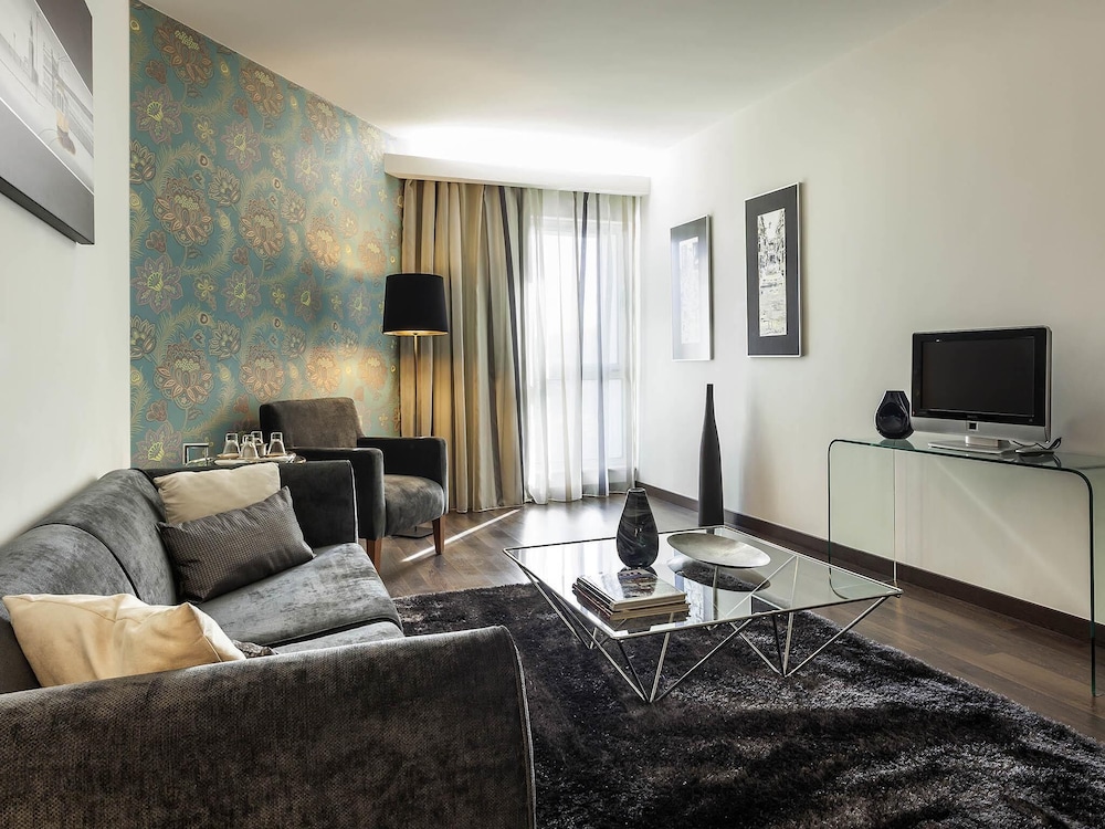 Suite, 1 King Bed