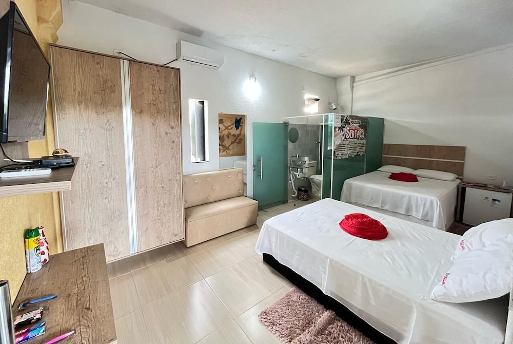 Traditional Quadruple Room photo 1