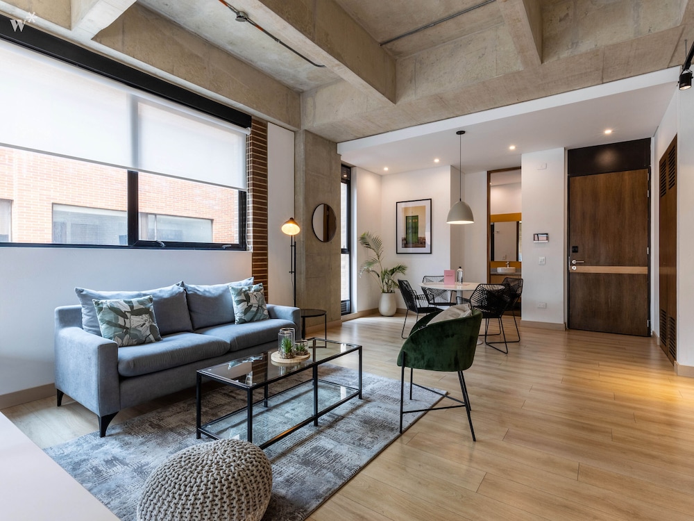 Apartment (505)
