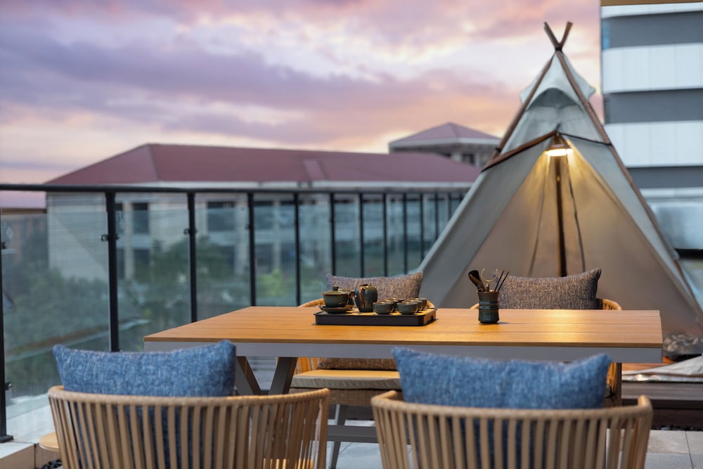 1 Bedroom Suite Balcony