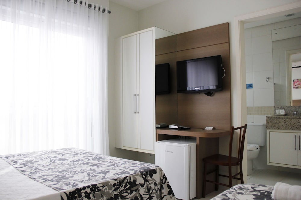 Deluxe Triple Room - Photo 5