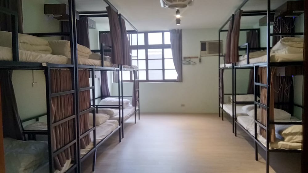 Comfort Shared Dormitory, Mixed Dorm, Private Bathroom (10 Beds)
