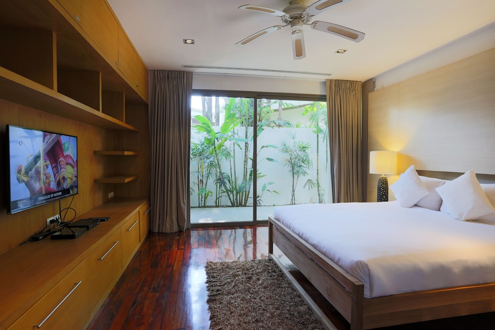 3 Bedrooms, Executive Pool Villa - Free Transfer to Dream Beach Club