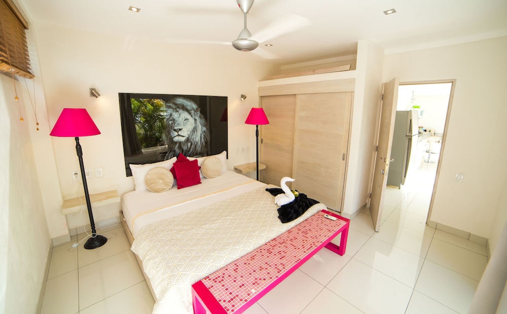 Economy Villa, 1 Bedroom, Hot Tub, Partial Sea View photo 1