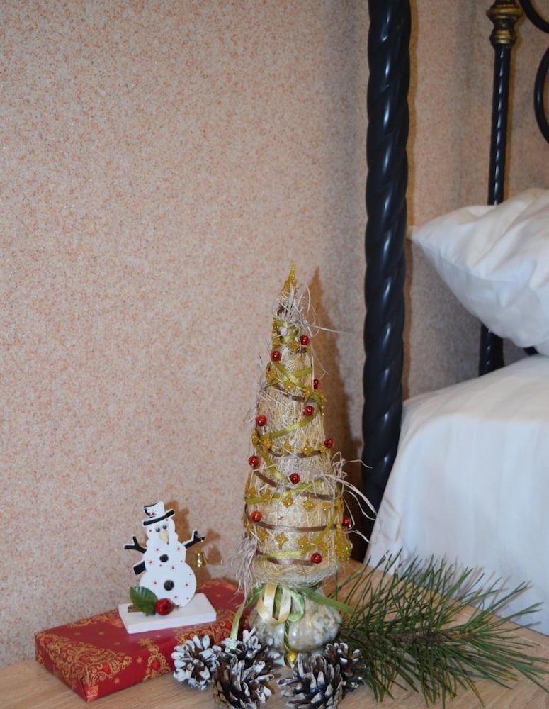 Standard Twin Room photo 3