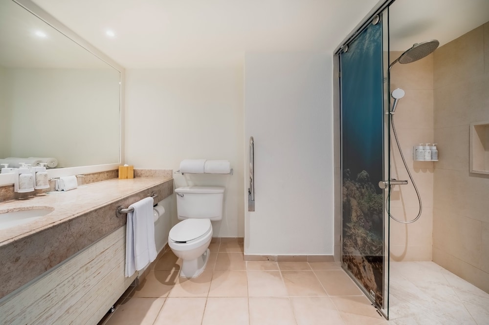 Premium Room, Partial Ocean View (accessible)