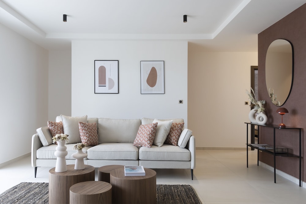 Premium Apartment, 2 Bedrooms, Balcony, Sea Facing photo 1