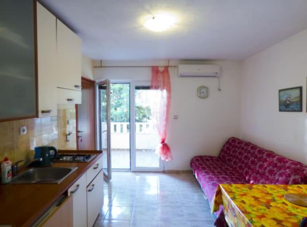 Apartment (One Bedroom Apartment A3) photo 3