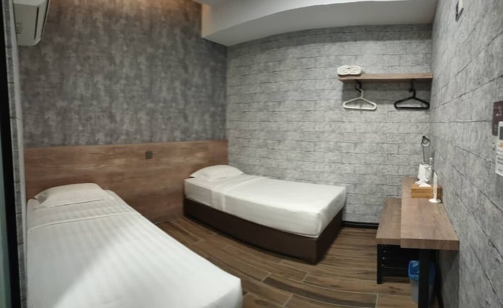 Standard Twin Room photo 1