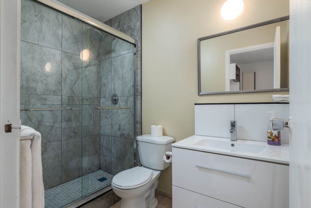 Deluxe Room, 2 Bedrooms, Non Smoking photo 2