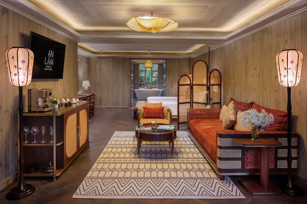 River View Suite - Photo 2