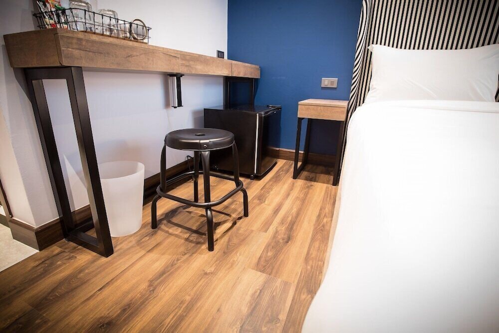 Superior Twin Room, Balcony, City View