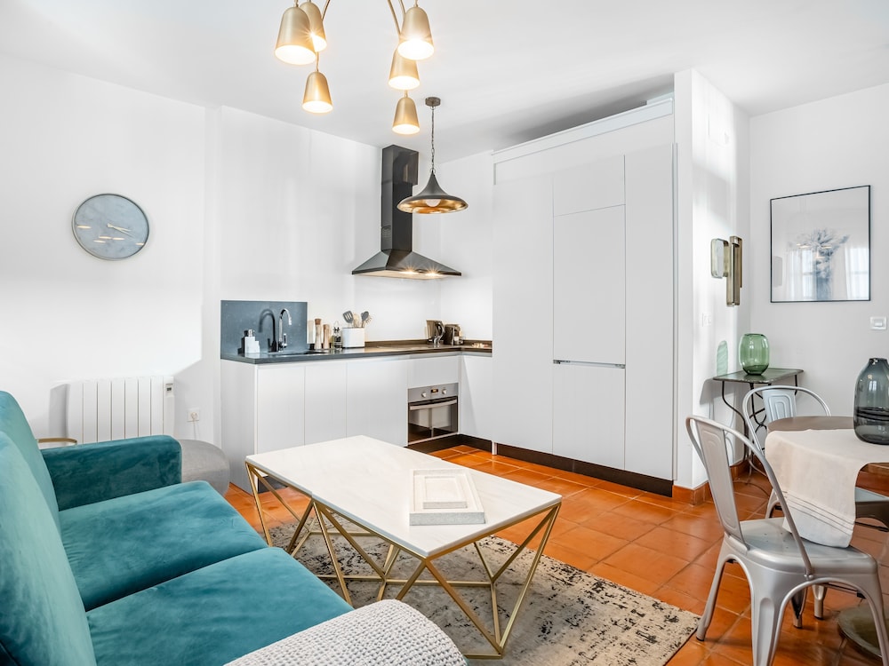 One-bedroom Apartment - Photo 12