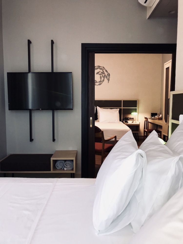 Family Suite - Photo 7