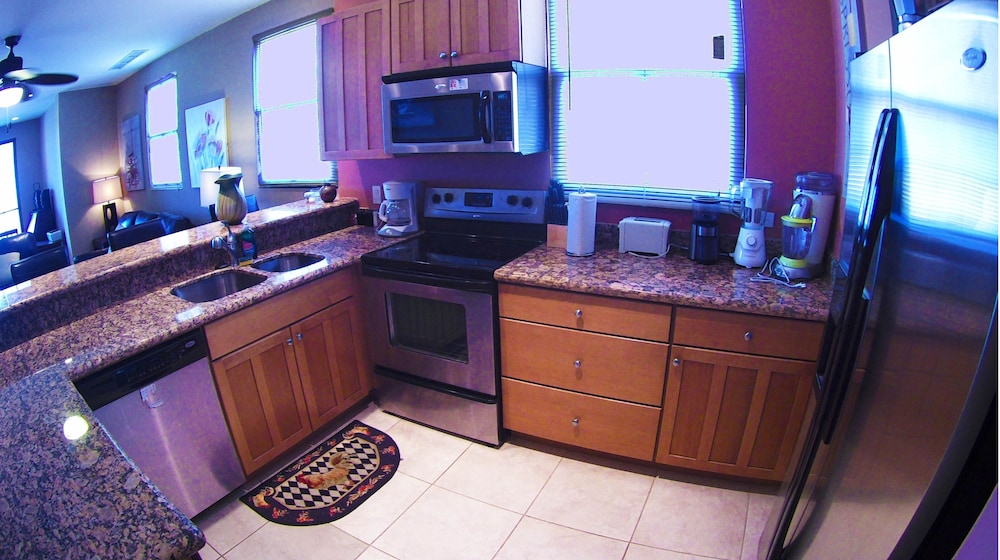 Condo, 3 Bedrooms (C-410 ) photo 3