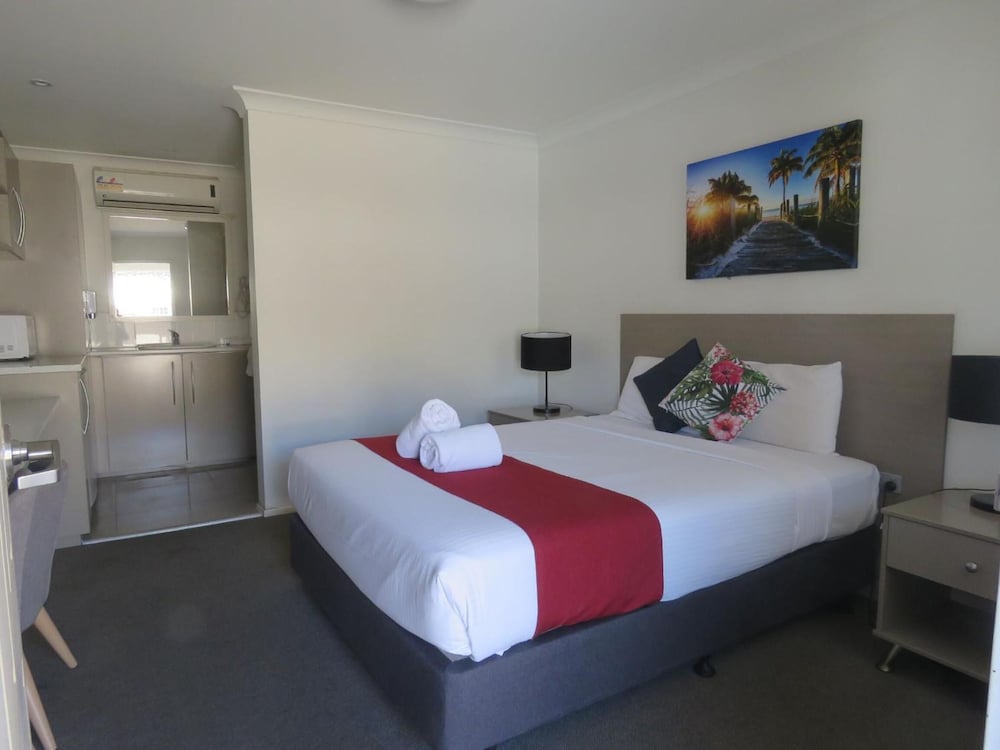 Queen And Double Room photo 2