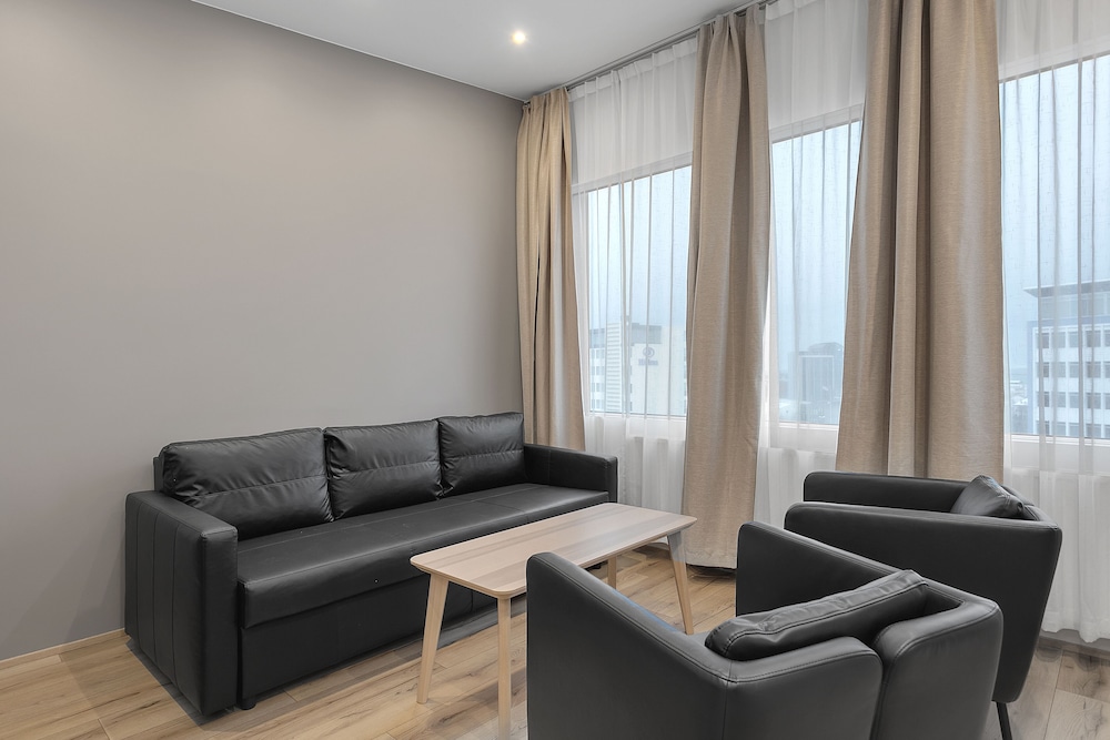 Family Studio Suite photo 1