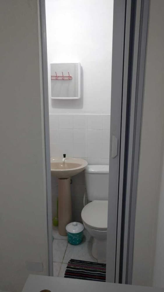Economy Double Room photo 2
