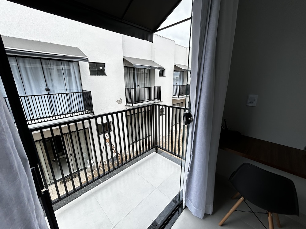 Deluxe Apartment photo 3