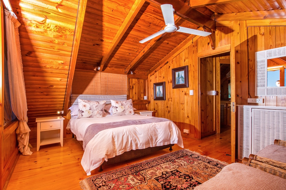 Double Storey Log Cabin photo 1