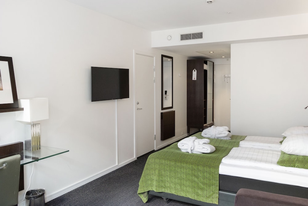 Junior Suite with lounge access - Photo 3