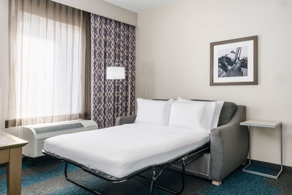 Studio Suite, 1 King Bed, Accessible, Non Smoking (Bathtub) photo 2