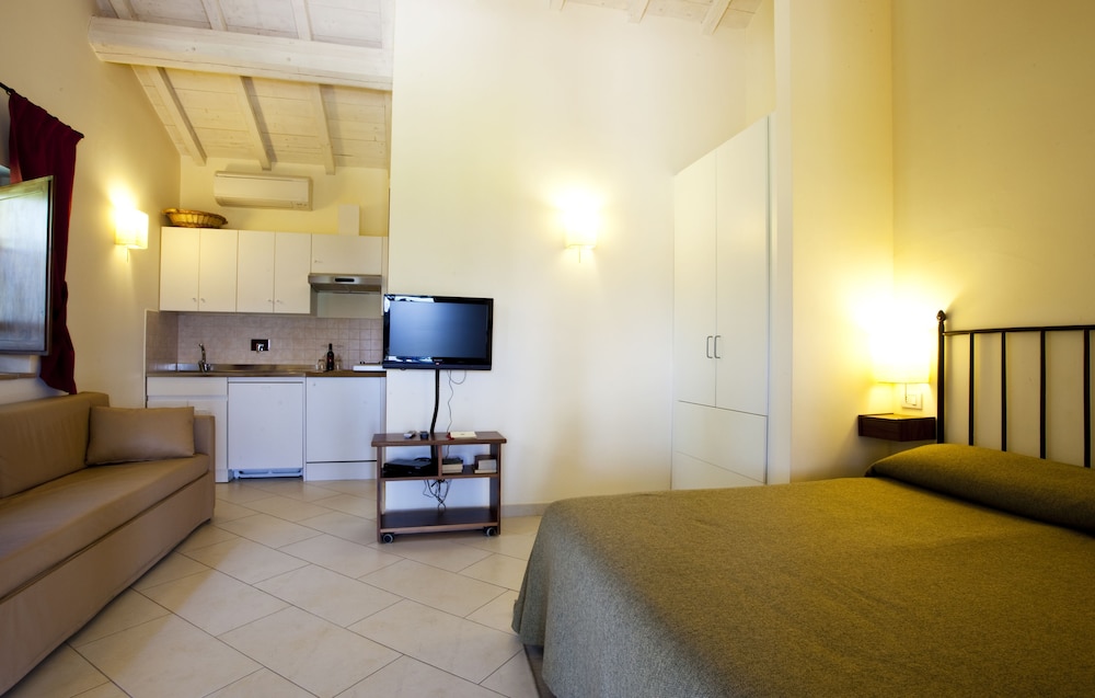 Comfort Double Room, Balcony photo 2