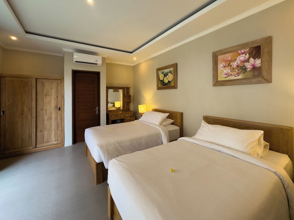 Superior Room, 2 Twin Beds photo 3