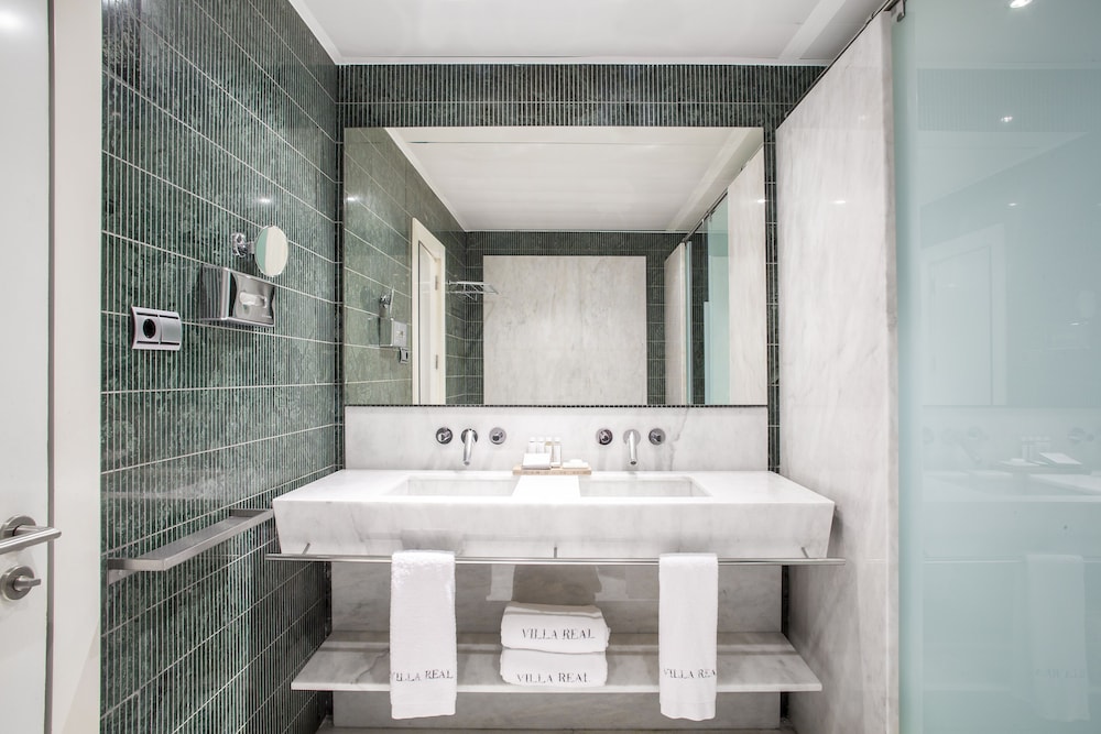 Suite, Terrace, City View - Photo 6
