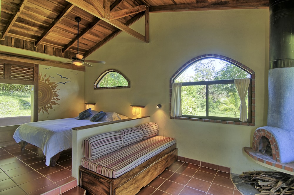 Suite, 1 Queen Bed with Sofa bed