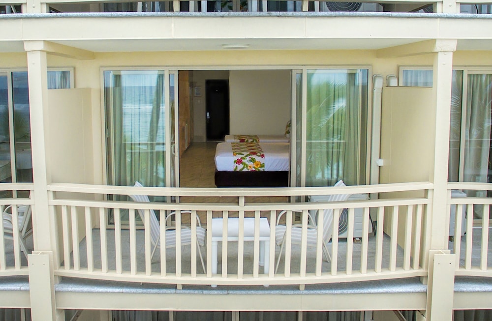 Lagoon View Room - Photo 3