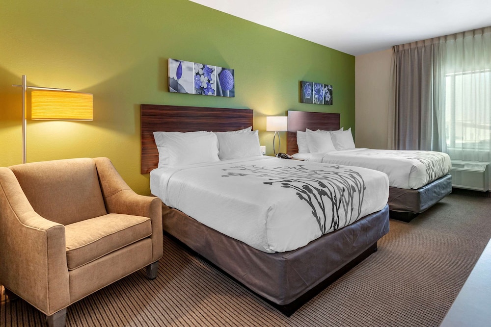 Suite, 2 Queen Beds, Non Smoking - Photo 1