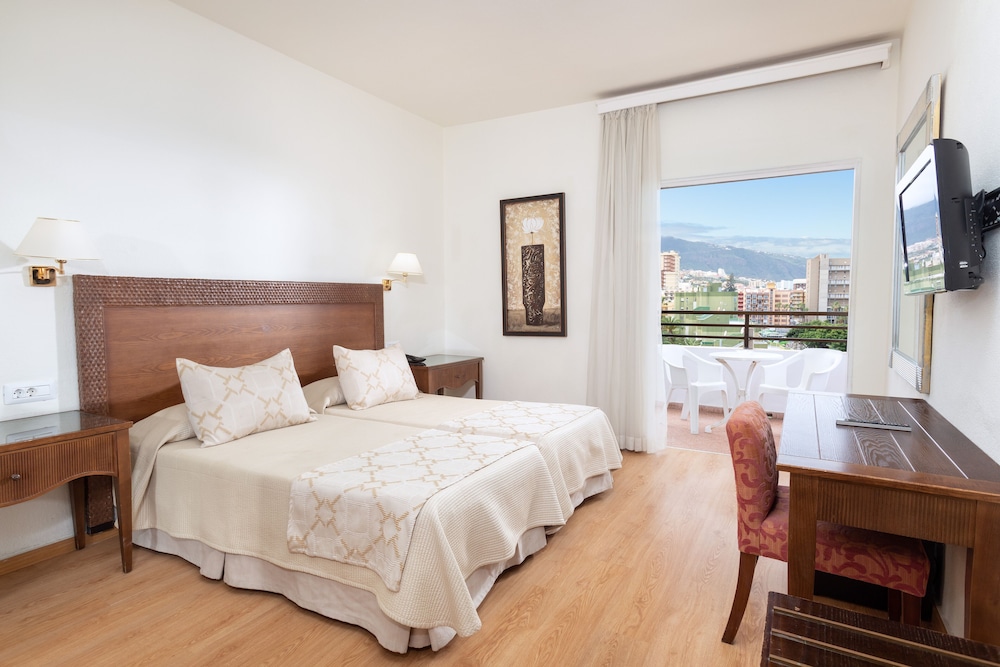 Superior Double Room (Teide view, 2 adults)
