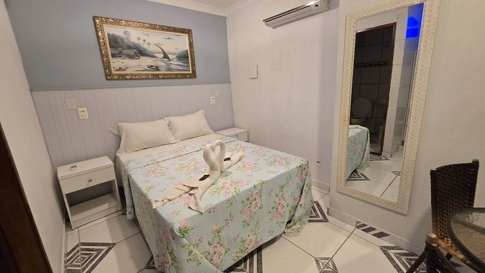 Economy Suite