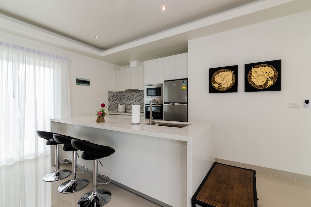 Superior Villa, 3 Bedrooms, Non Smoking, Kitchen - Photo 3