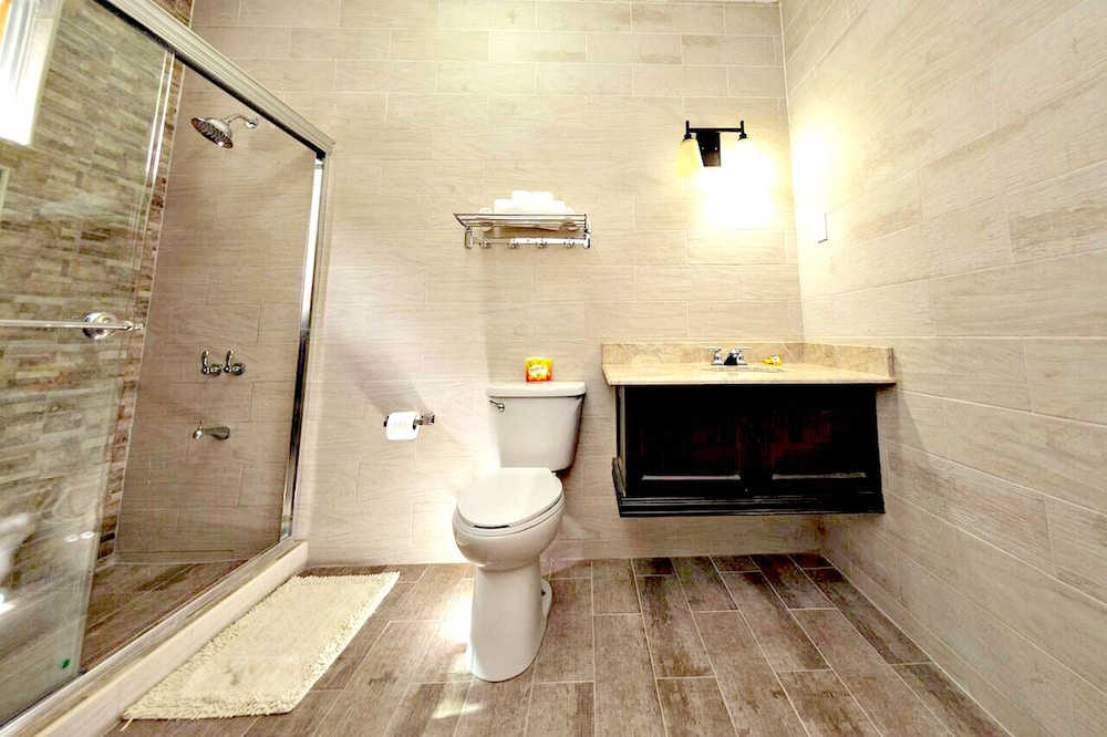 Superior Room, 1 Bedroom, Private Bathroom photo 2
