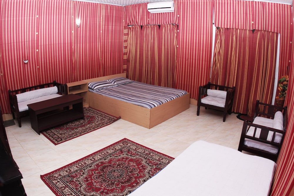 Deluxe Single Room, 1 King Bed photo 1
