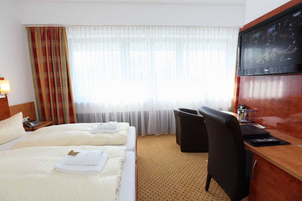 Double Room - Photo 6