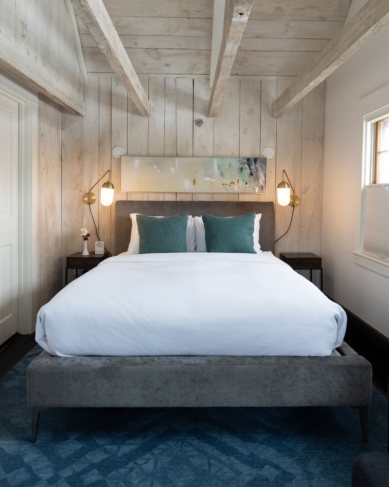 Standard Room, 2 Bedrooms, Non Smoking, River View